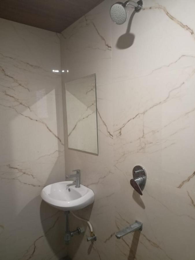 Hotel Anvisha Executive Mangvadi Kültér fotó